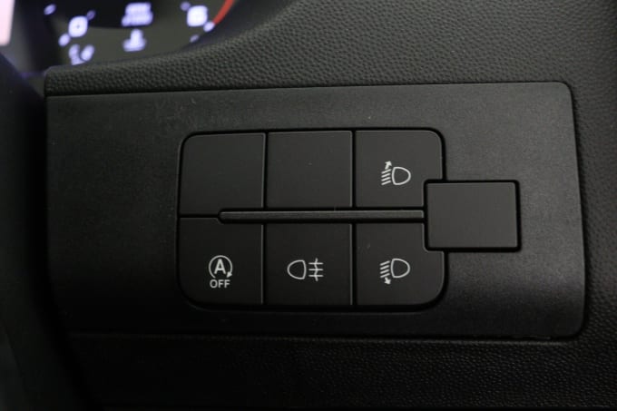 2025 Peugeot Boxer