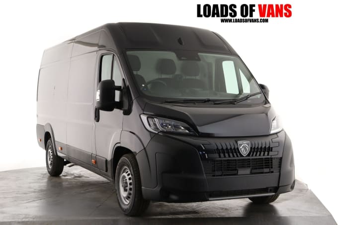 2025 Peugeot Boxer