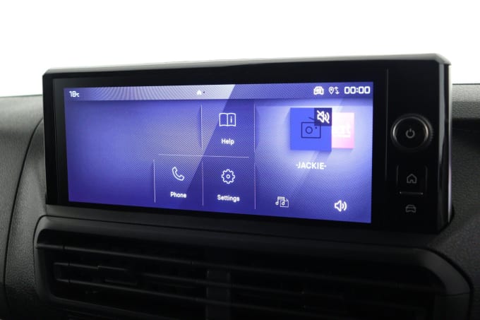 2025 Peugeot Expert