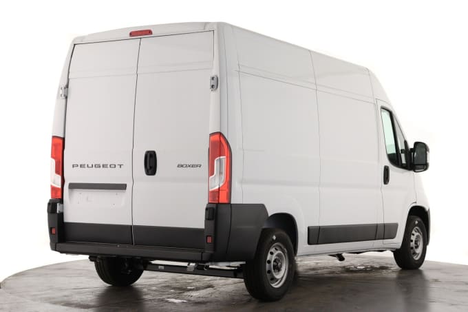 2025 Peugeot Boxer