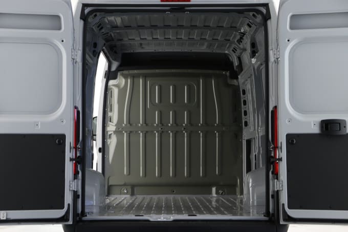 2025 Peugeot Boxer