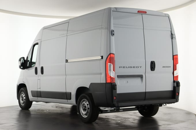 2025 Peugeot Boxer