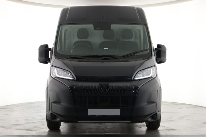 2025 Peugeot Boxer