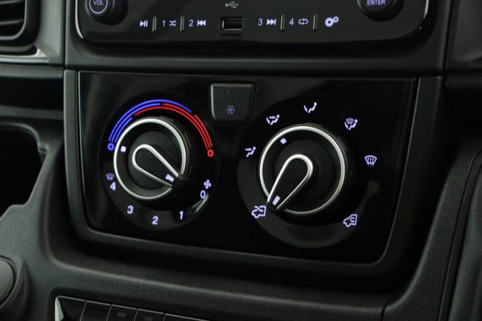 2025 Peugeot Boxer