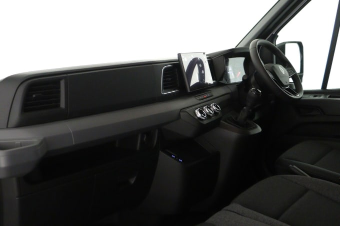 2025 Renault Master