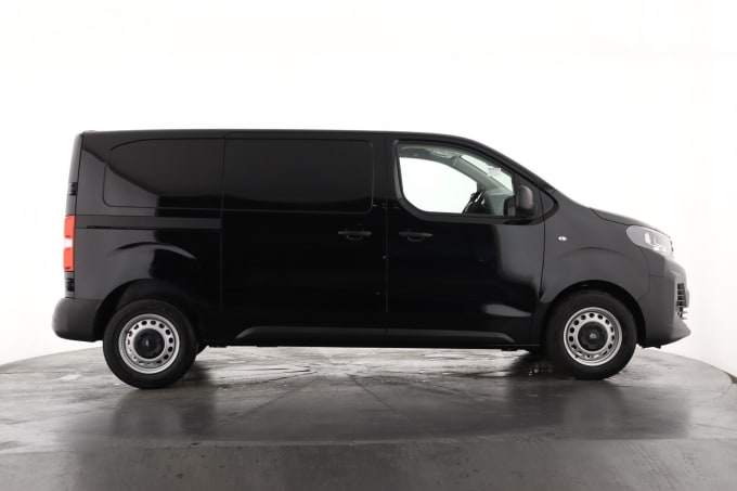 2025 Peugeot Expert