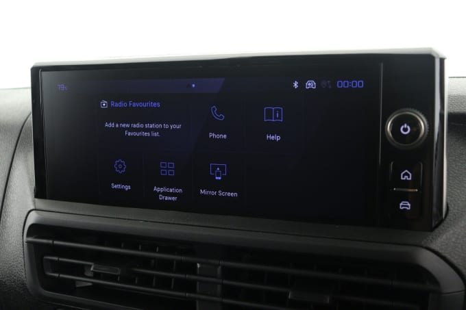 2025 Peugeot Expert