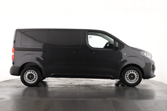 2025 Peugeot Expert
