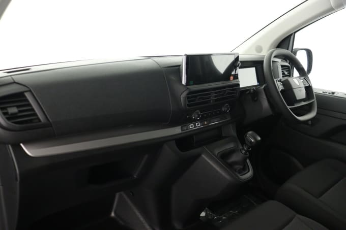 2025 Peugeot Expert