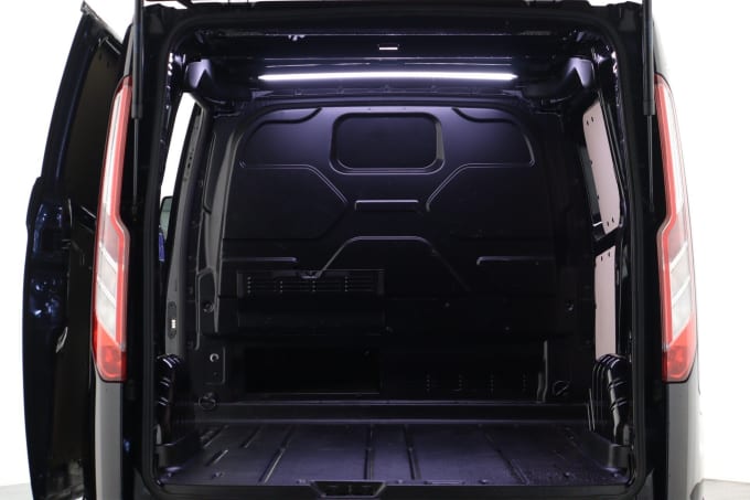 2023 Ford Transit Custom