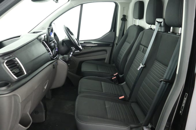 2023 Ford Transit Custom