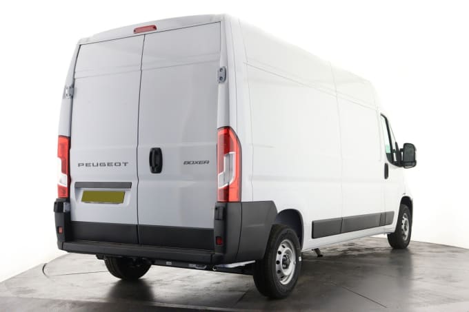 2025 Peugeot Boxer