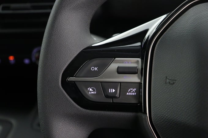 2025 Peugeot Partner