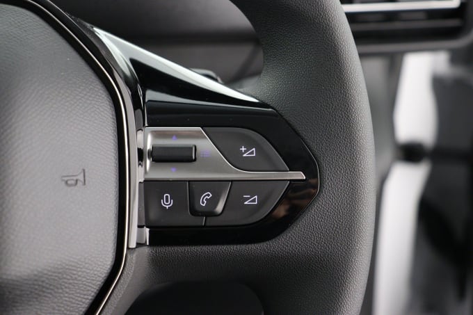2025 Peugeot Partner