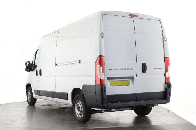 2025 Peugeot Boxer