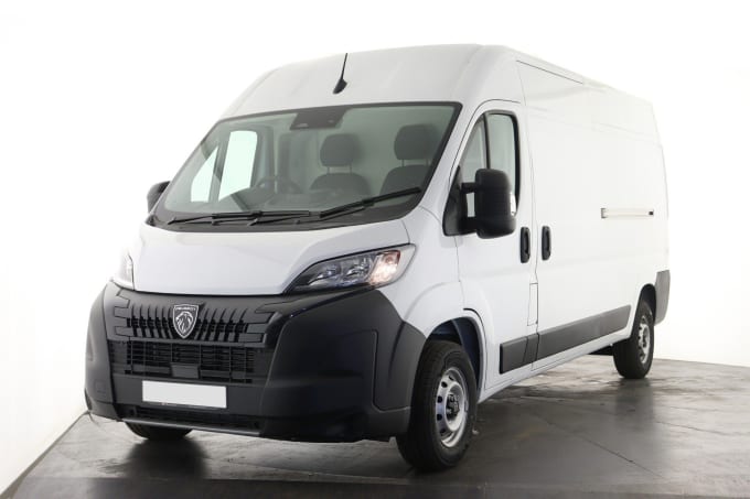 2025 Peugeot Boxer