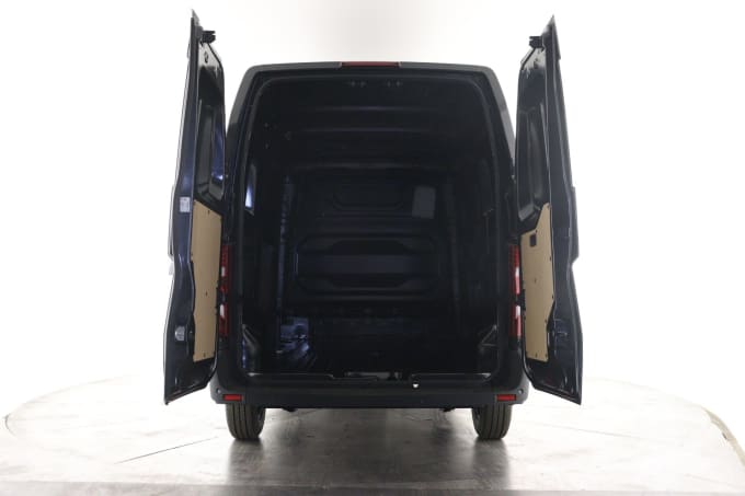 2025 Renault Master