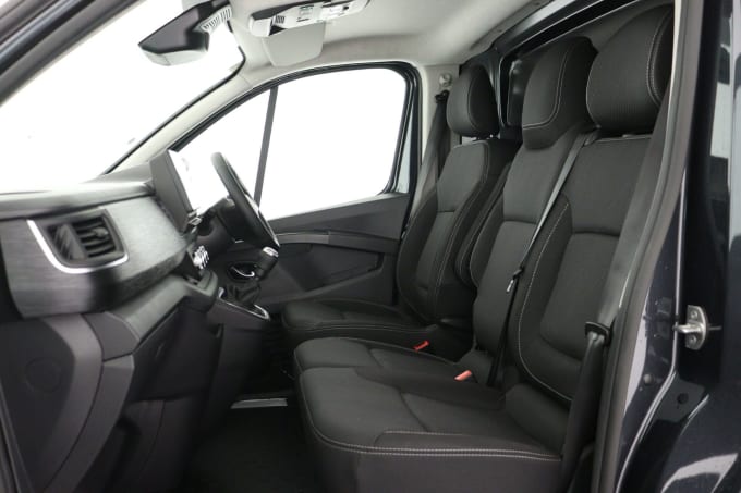 2025 Renault Trafic