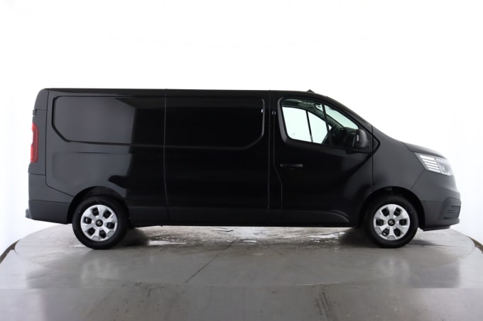 2025 Renault Trafic