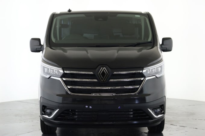 2025 Renault Trafic