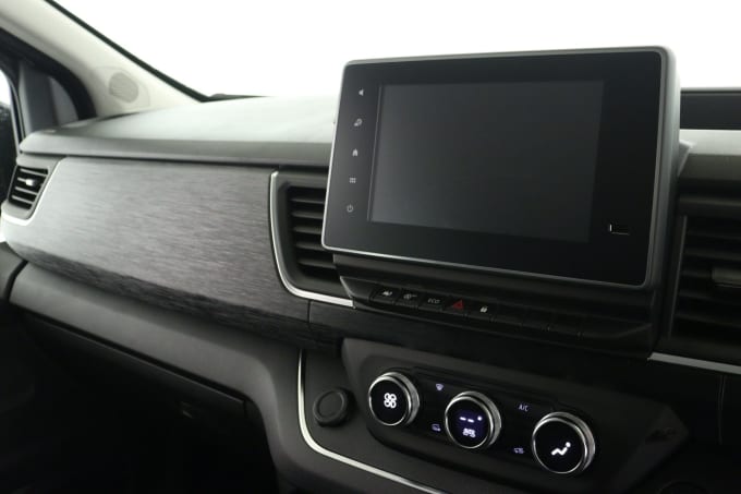 2025 Renault Trafic