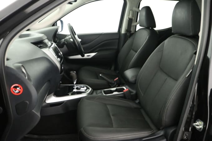 2021 Nissan Navara