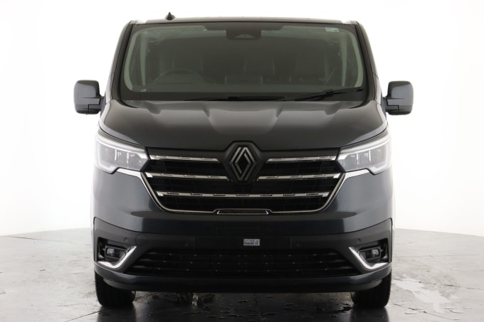 2025 Renault Trafic