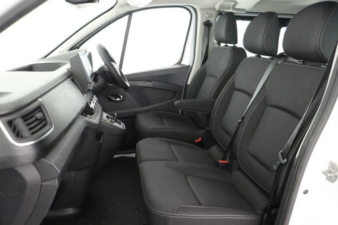 2025 Renault Trafic