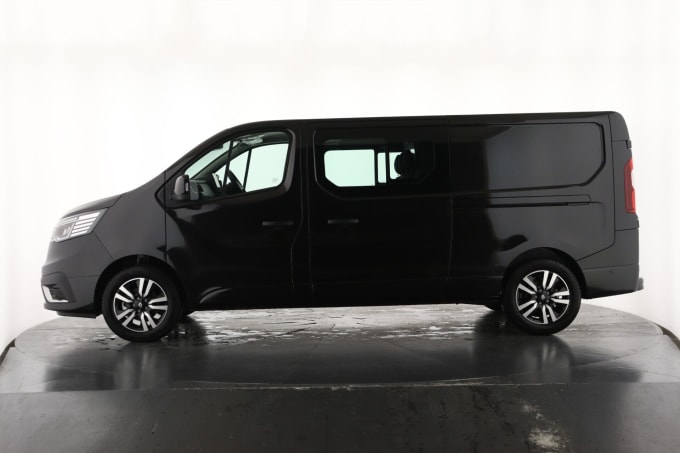 2025 Renault Trafic