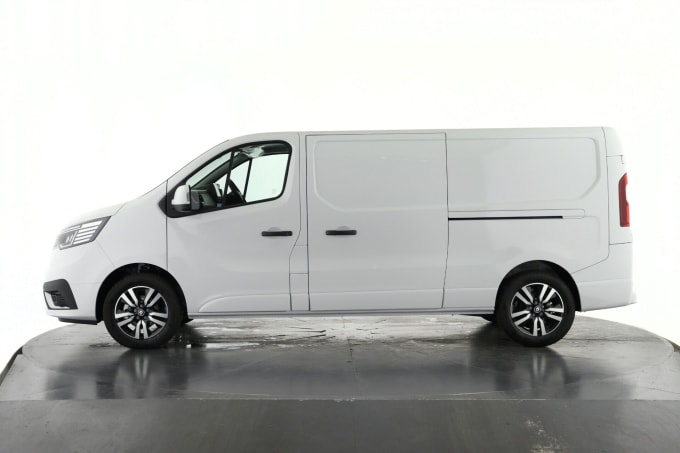 2025 Renault Trafic