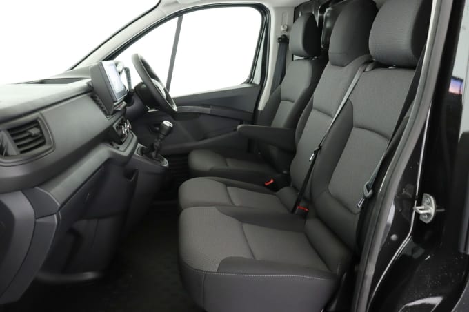 2025 Renault Trafic