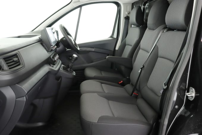 2025 Renault Trafic