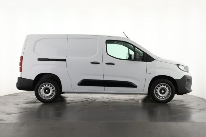 2024 Vauxhall Combo