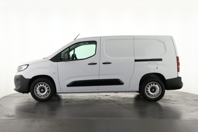 2024 Vauxhall Combo