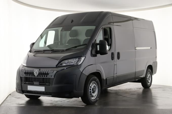 2025 Peugeot Boxer