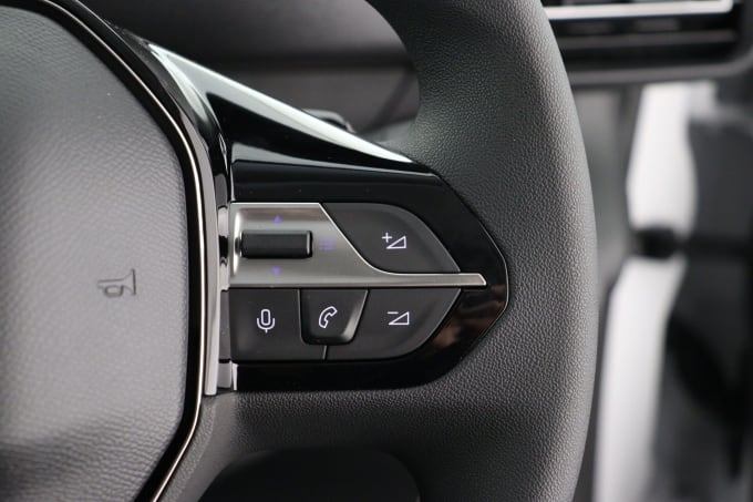 2025 Peugeot Partner