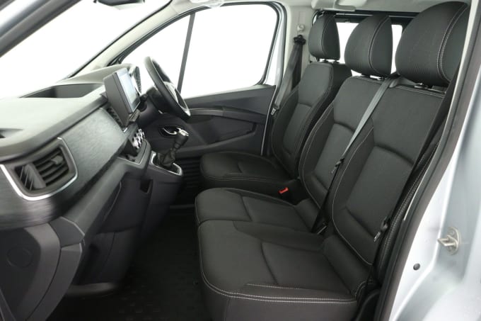 2025 Renault Trafic