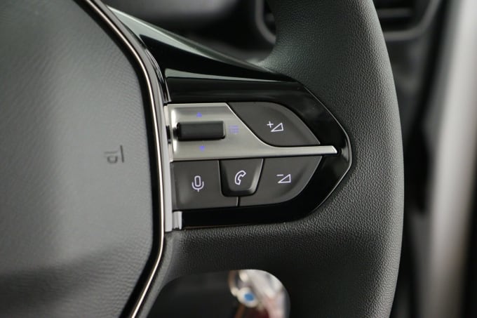 2025 Peugeot Partner