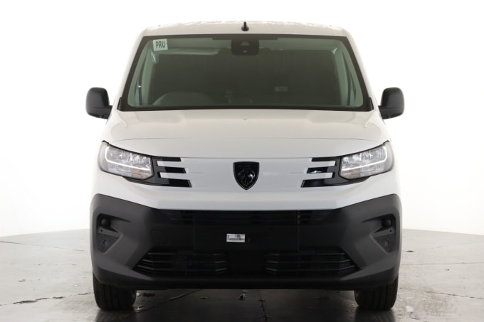 2025 Peugeot Partner
