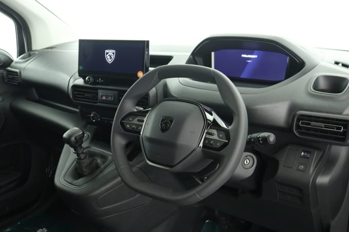 2025 Peugeot Partner