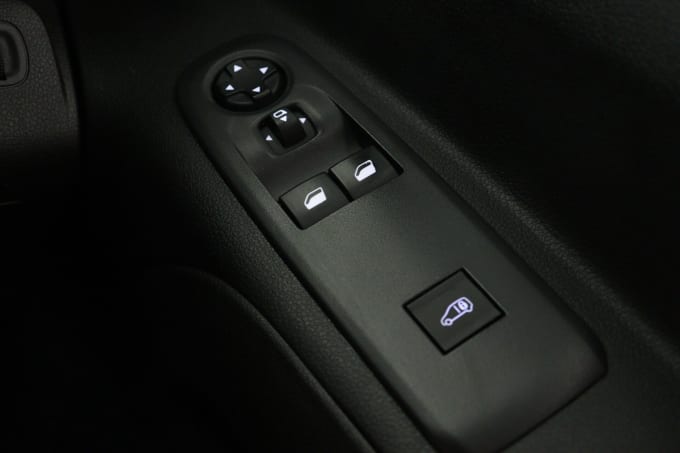 2021 Peugeot Partner
