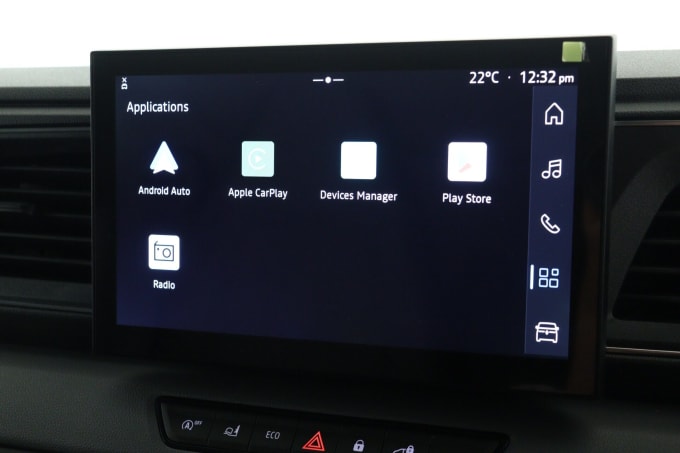 2025 Renault Master