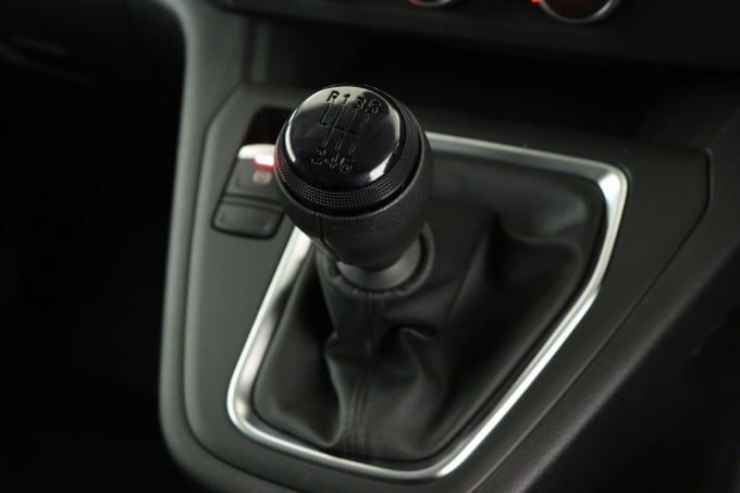 2025 Renault Kangoo
