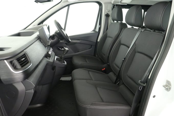 2025 Renault Trafic