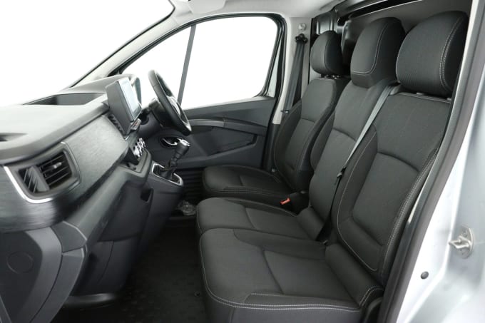 2025 Renault Trafic