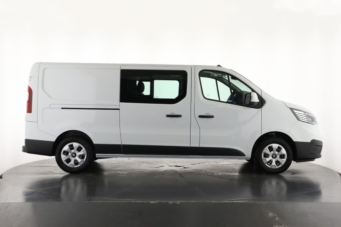 2025 Renault Trafic