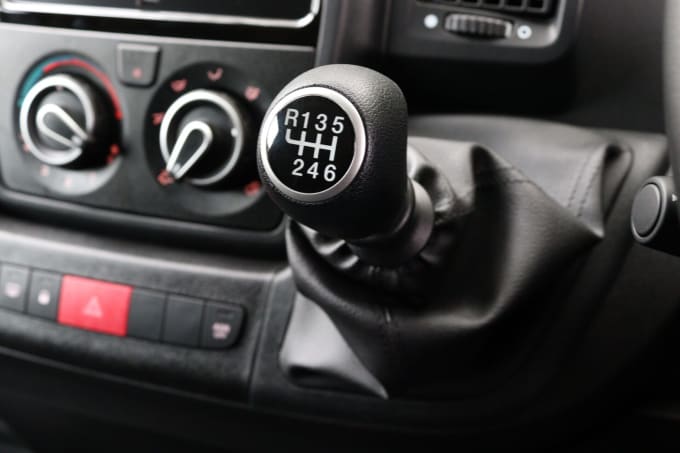 2024 Vauxhall Movano