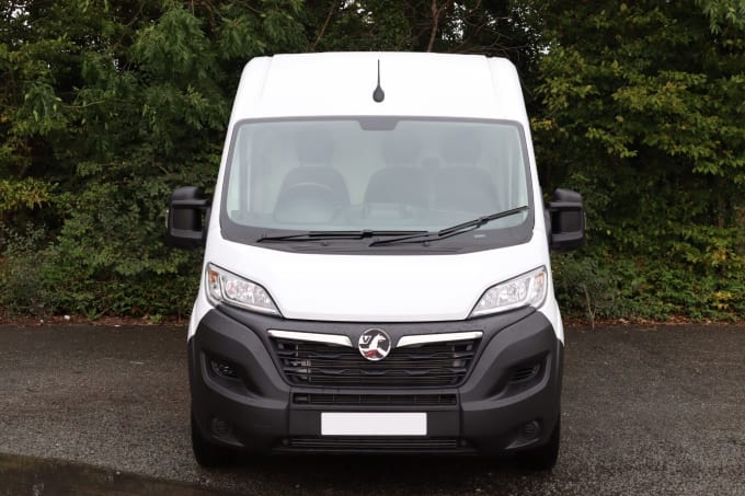 2024 Vauxhall Movano
