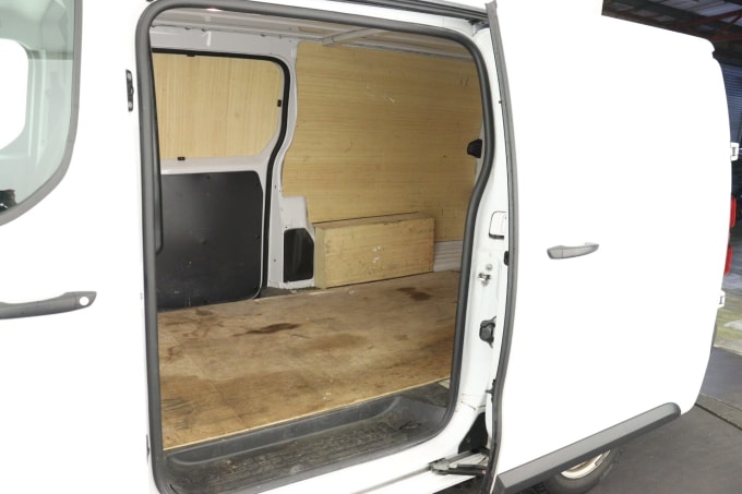 2022 Vauxhall Vivaro
