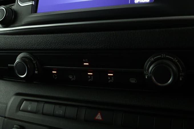 2022 Vauxhall Vivaro